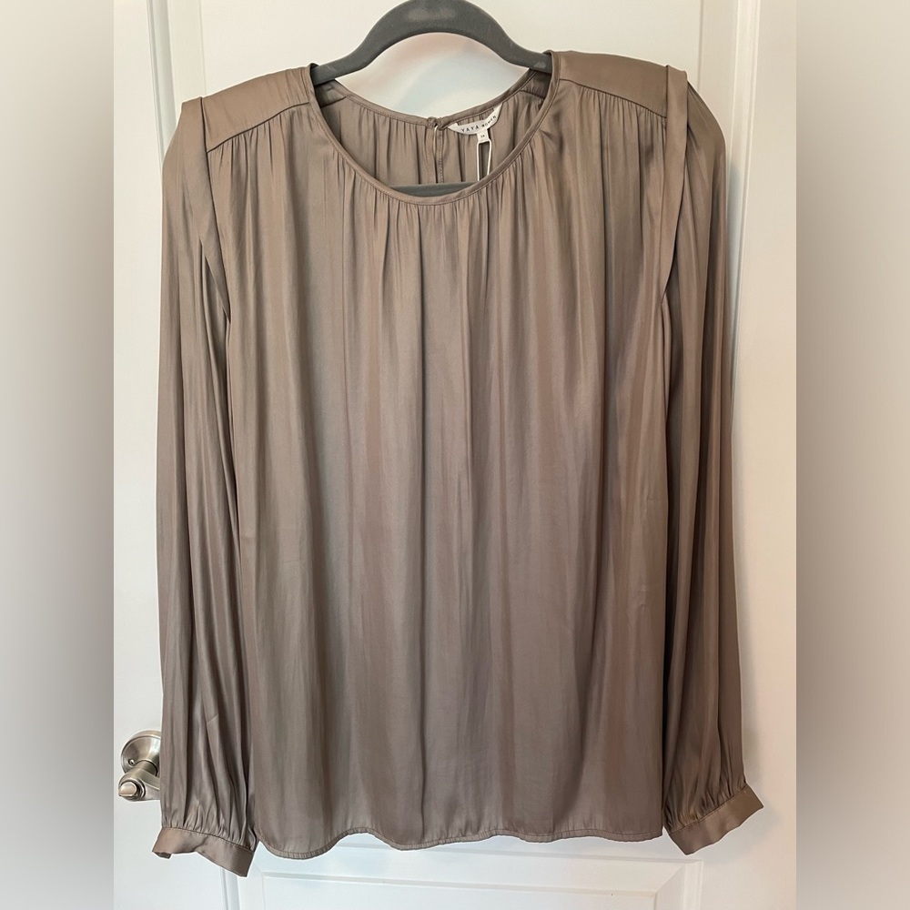 NWT silky blouse - Picture 5 of 5